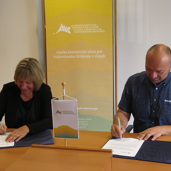Obnovitev memoranduma o sodelovanju med Stalnim sekretariatom Alpske konvencije in Posoškim razvojnim centrom