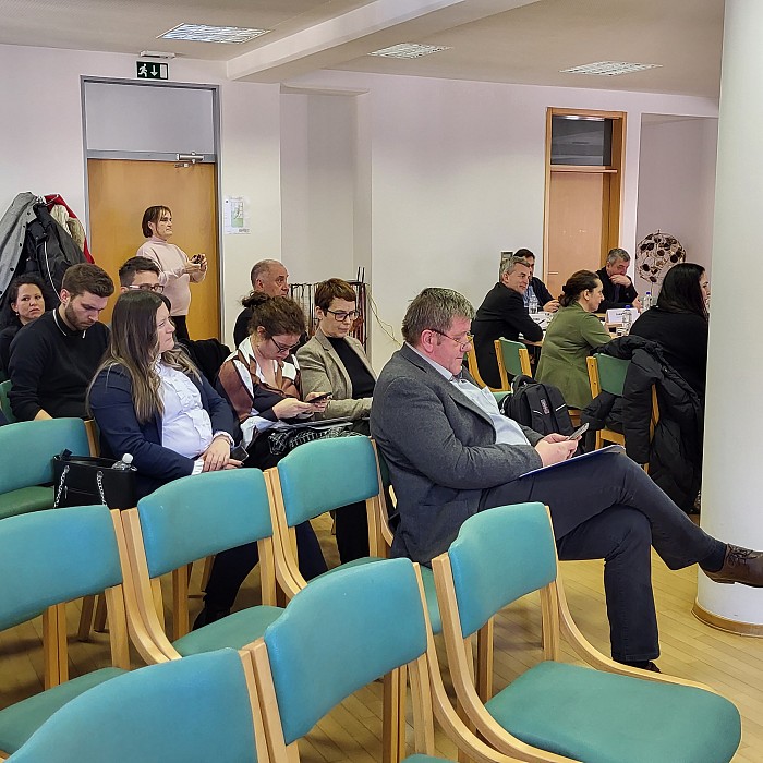 Na volilni seji Sveta regije prisoten tudi kohezijski minister ter državna sekretarka
