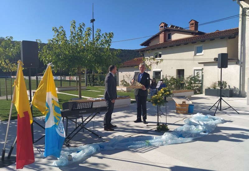 Predaja nosilstva Dneva Soče